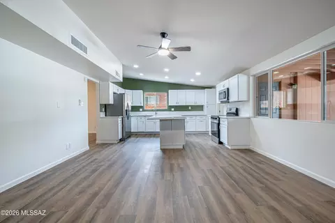 Other - 9048 E Pine Valley Dr, Tucson, AZ 85710 photo 2 of 14