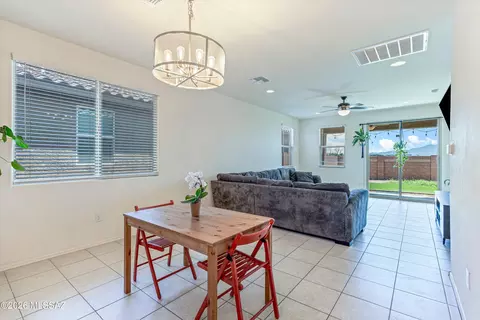 Dining - 11296 S Weismann Dr, Vail, AZ 85641 photo 2 of 2