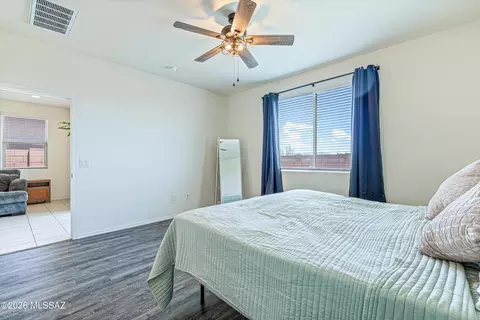 Bedroom - 11296 S Weismann Dr, Vail, AZ 85641 photo 2 of 6
