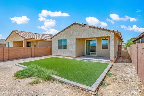 Exterior - 11296 S Weismann Dr, Vail, AZ 85641 photo 1 of 2