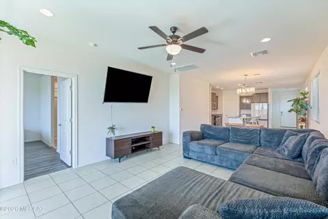 Living - 11296 S Weismann Dr, Vail, AZ 85641 photo 2 of 2