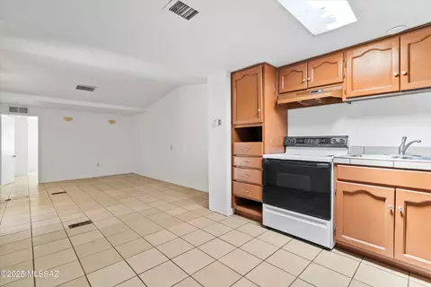 Other - 1227 E Ginter Rd, Tucson, AZ 85706 photo 4 of 6