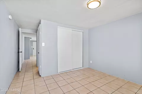 Bedroom - 1227 E Ginter Rd, Tucson, AZ 85706 photo 1 of 2