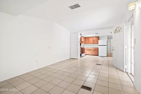 Living - 1227 E Ginter Rd, Tucson, AZ 85706 photo 3 of 3
