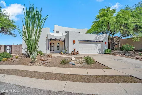 765 S Shadowtree Pl, Tucson, AZ 85748