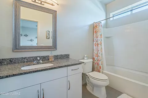 Bath - 934 E Millenium Ct, Tucson, AZ 85719 photo 4 of 4