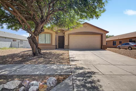 3735 W Fitzwater Ct, Tucson, AZ 85746