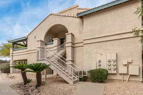 101 S Players Club Dr #3202, Tucson, AZ 85745