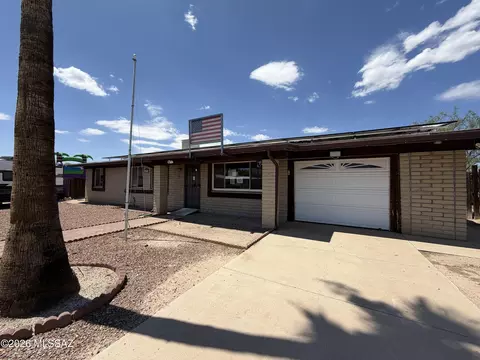 2470 W Las Lomitas Rd, Tucson, AZ 85741