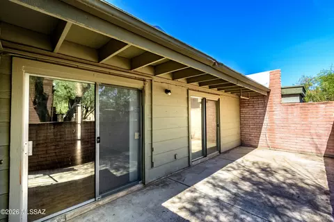 4306 E Fort Lowell Rd #57, Tucson, AZ 85712