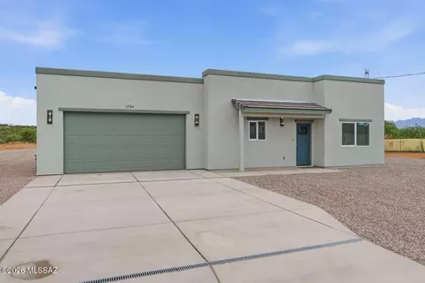1724 Pera Ct, Rio Rico, AZ 85648