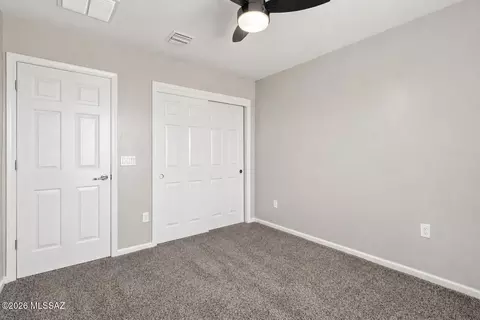 Bedroom - 11366 E Squash Blossom Loop, Tucson, AZ 85747 photo 4 of 11
