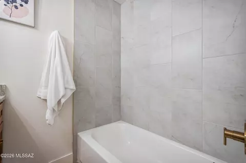 Bath - 4474 E 4th St, Tucson, AZ 85711 photo 3 of 3
