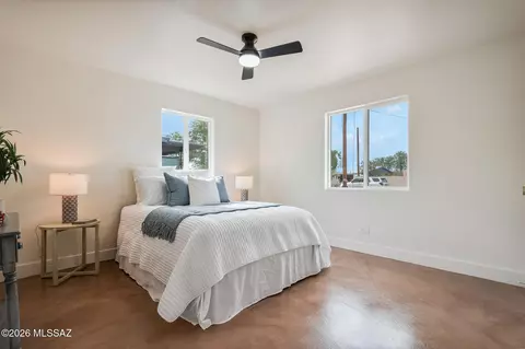 Bedroom - 4474 E 4th St, Tucson, AZ 85711 photo 7 of 9