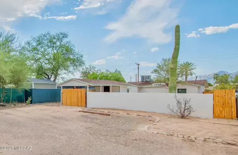 Exterior - 4474 E 4th St, Tucson, AZ 85711 photo 11 of 13