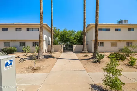 101 E University Blvd #8, Tucson, AZ 85705