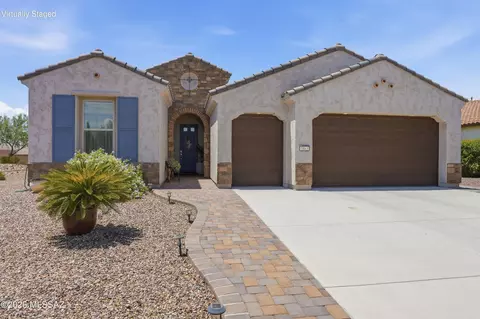1863 N Bayshore Dr, Green Valley, AZ 85614