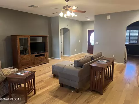 Living - 15 Mckenzie Ln, Elgin, AZ 85611 photo 1 of 1