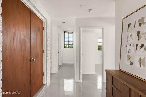 Entry Way - 4560 E River Rd, Tucson, AZ 85718 photo 4 of 4