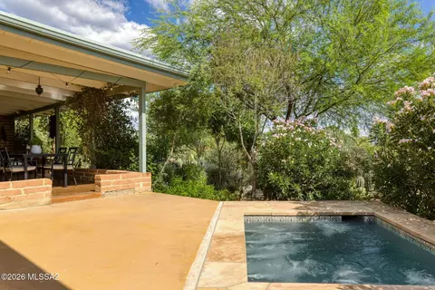 Exterior - 4560 E River Rd, Tucson, AZ 85718 photo 10 of 15
