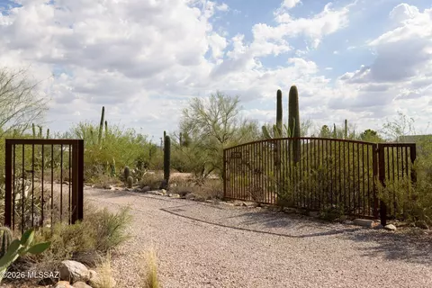 Other - 4560 E River Rd, Tucson, AZ 85718 photo 15 of 18