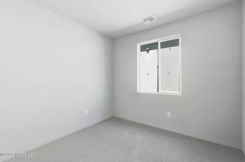 Bedroom - 7540 E Bookmark Pl, Tucson, AZ 85715 photo 1 of 5