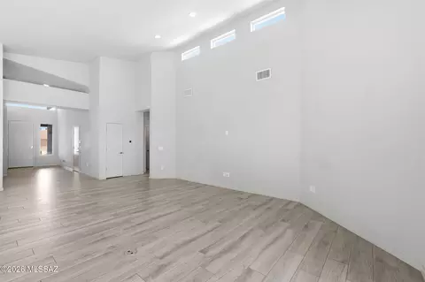 Living - 7540 E Bookmark Pl, Tucson, AZ 85715 photo 1 of 5