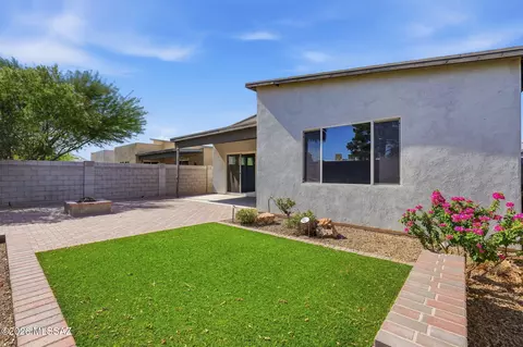 Exterior - 7540 E Bookmark Pl, Tucson, AZ 85715 photo 7 of 7