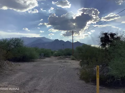 101 Navajo Dr #101, Safford, AZ 85546
