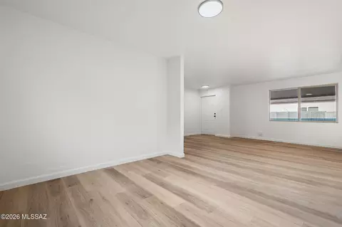 Living - 1534 E Ginter Rd, Tucson, AZ 85706 photo 8 of 8
