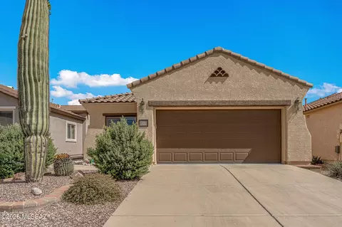 246 W Calle Del Estribo, Sahuarita, AZ 85629