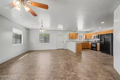 Living - 1311 E 10th St, Tucson, AZ 85719 photo 4 of 5