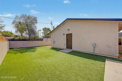 Exterior - 1311 E 10th St, Tucson, AZ 85719 photo 5 of 6