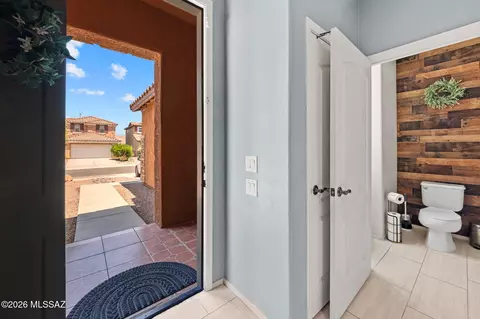 Entry Way - 4804 E Orchard Grass Dr, Tucson, AZ 85756 photo 2 of 6