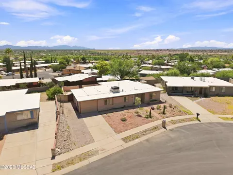 View/Area - 9710 E Celeste Dr, Tucson, AZ 85730 photo 1 of 8