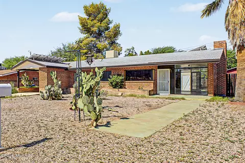 233 N Bentley Ave, Tucson, AZ 85716