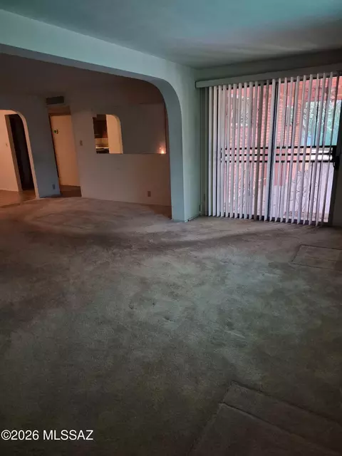 7442 Eli Dr, Tucson, AZ 85710 photo 5