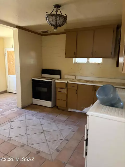 342 W Canada St, Tucson, AZ 85706 photo 3