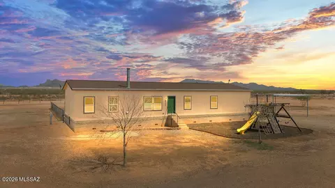 8950 N Ghost Ranch Trl, Marana, AZ 85653