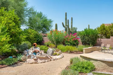9363 N Sunflower Blossom Pl, Tucson, AZ 85743