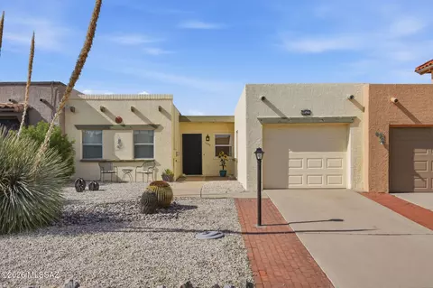 1290 W Camino Velasquez, Green Valley, AZ 85622