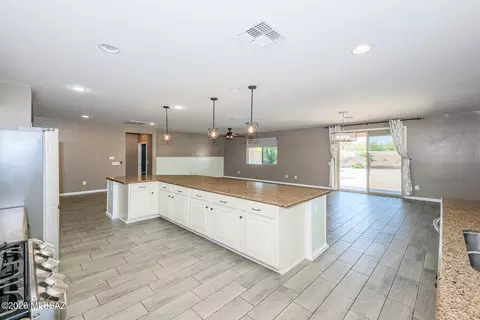 Kitchen - 112 E Adytum Pl, Vail, AZ 85641 photo 4 of 4