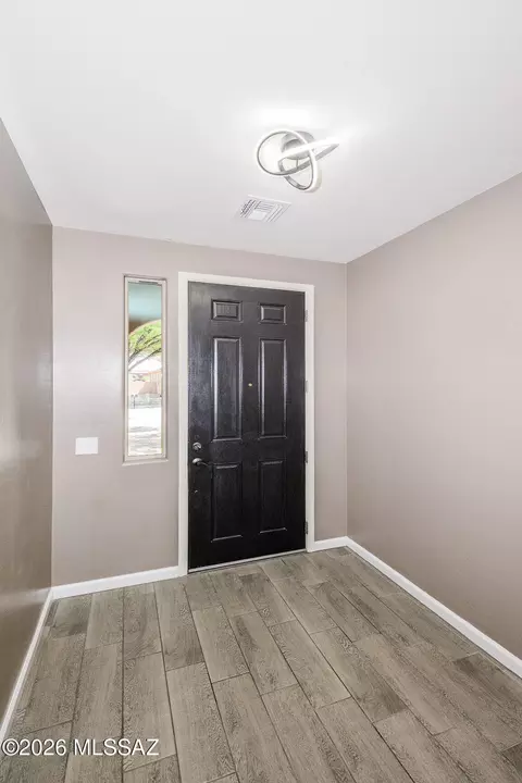 Entry Way - 112 E Adytum Pl, Vail, AZ 85641 photo 1 of 2