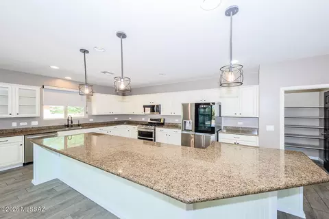 Kitchen - 112 E Adytum Pl, Vail, AZ 85641 photo 1 of 4