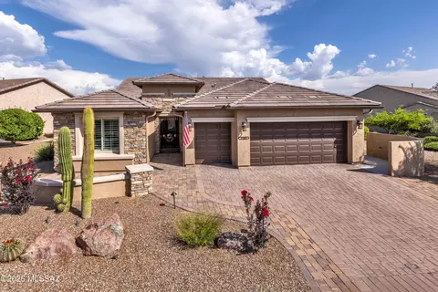 32803 S Cattle Trl, Oracle, AZ 85623