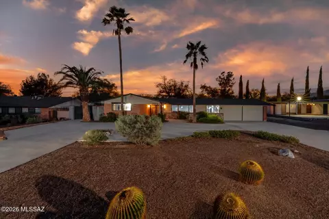 7221 E Sabino Vista Dr, Tucson, AZ 85750