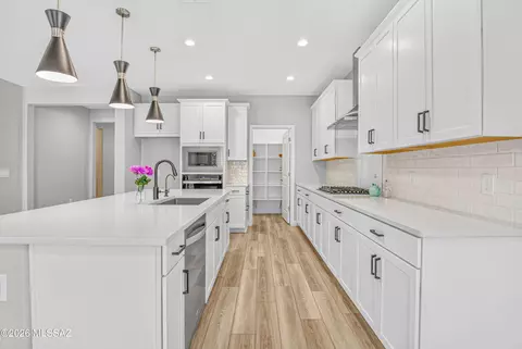 430 N White Marble Ave, Tucson, AZ 85748