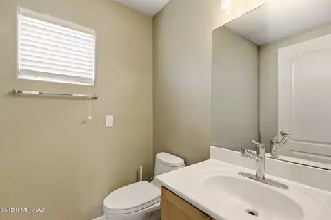 Bath - 7831 E Solace Pl, Tucson, AZ 85750 photo 5 of 5