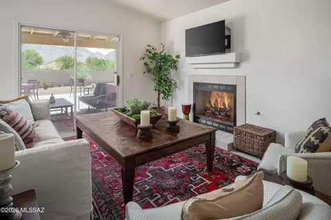 Living - 138 Elixir Pl, Oro Valley, AZ 85755 photo 1 of 2