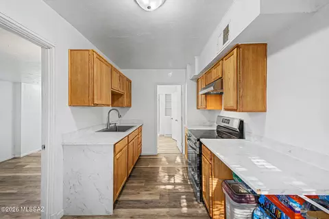 Kitchen - 321 E Jacinto St, Tucson, AZ 85705 photo 1 of 5